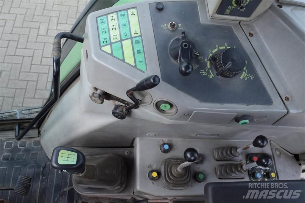 Fendt Favorit 822 트랙터