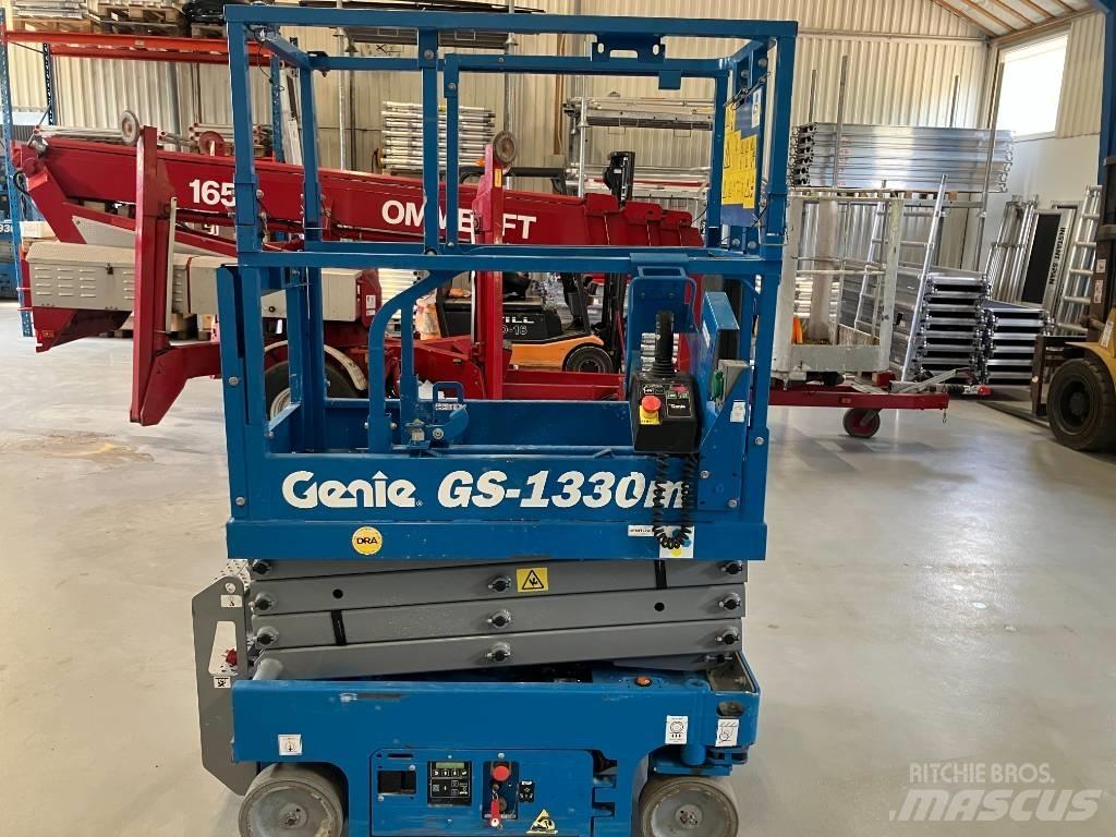 Genie GS 1330 가위형 리프트