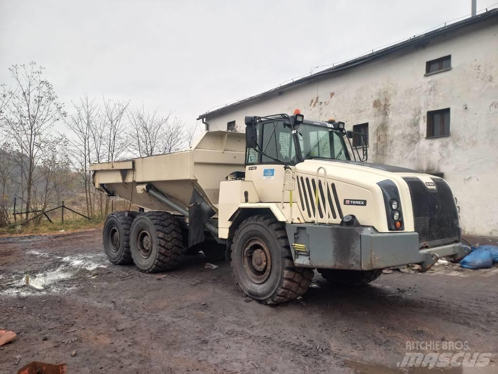 Terex TA 300 연결식 홀러
