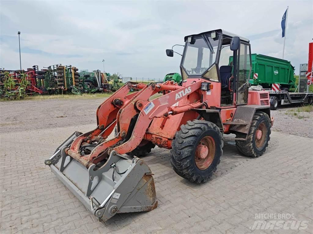 Atlas 72E  휠로우더