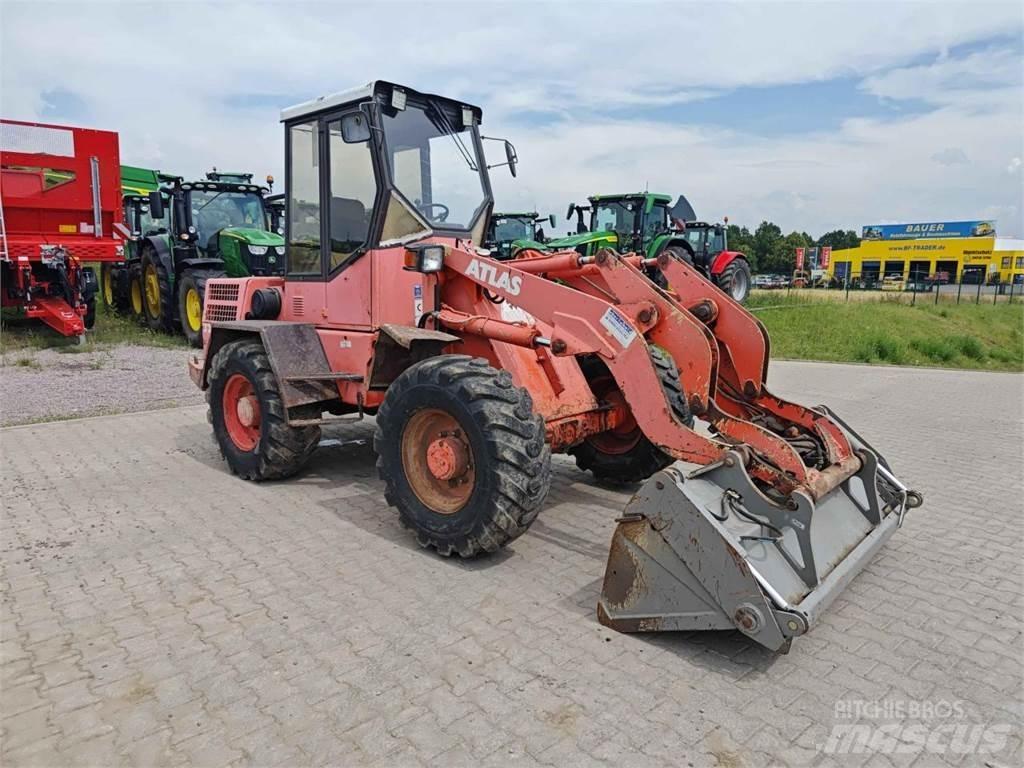 Atlas 72E  휠로우더