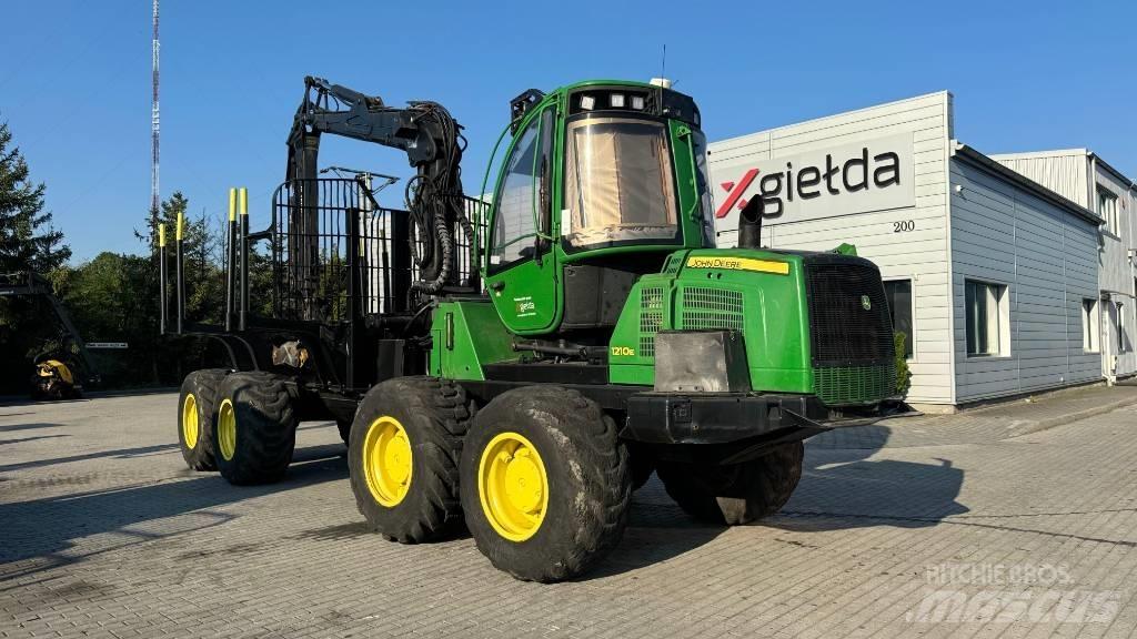 John Deere 1210 E 원목 포워더