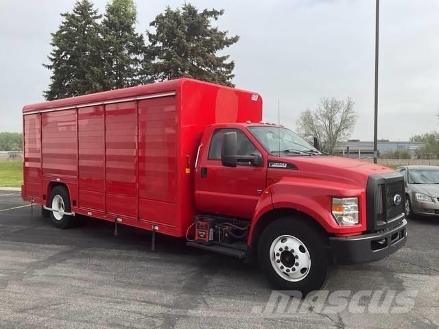 Ford F 650 음료 배달 트럭