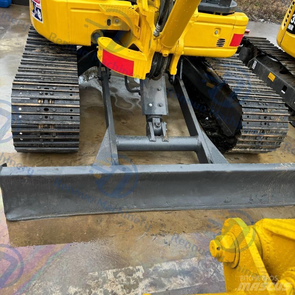 Komatsu PC 40 MR 소형 굴삭기 7톤 미만