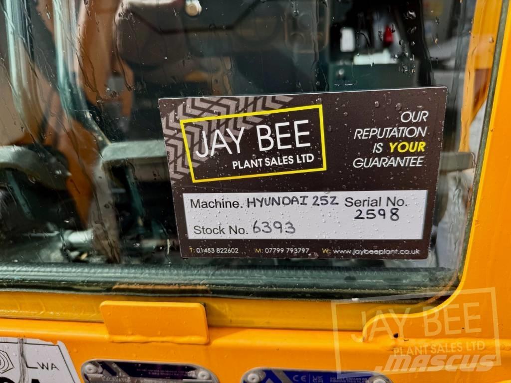 Hyundai R25Z-9 AK 소형 굴삭기 7톤 미만