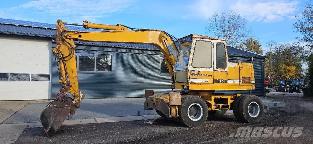 Liebherr A902  휠 굴삭기