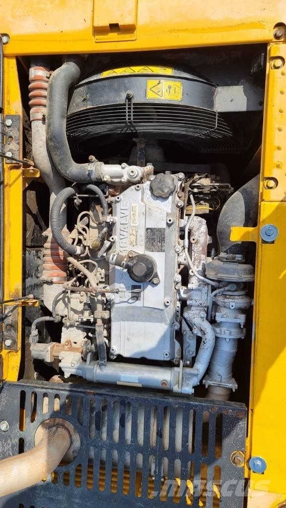 JCB JS220 EXTRA Long 대형 굴삭기 29톤 이상