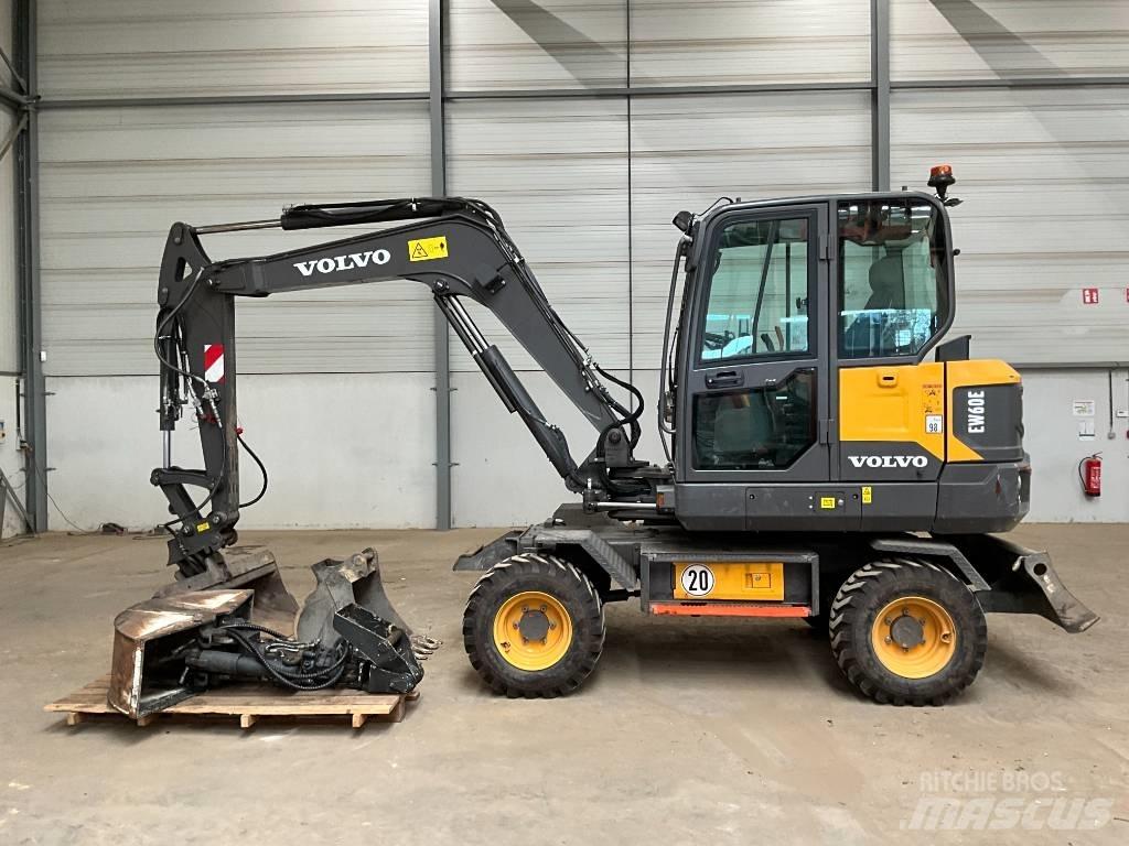 Volvo EW 60 E  휠 굴삭기