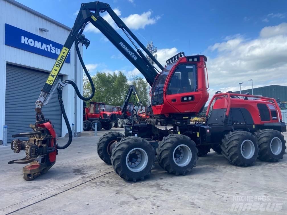Komatsu 901XC 원목 하베스터
