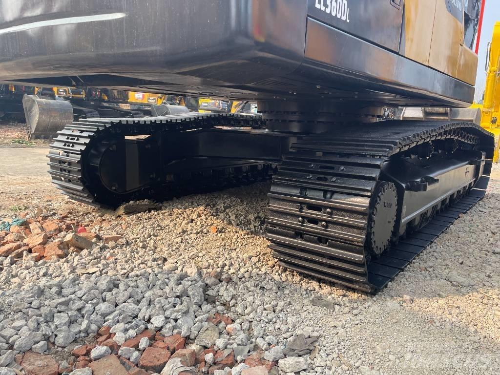 Volvo EC 360 대형 굴삭기 29톤 이상