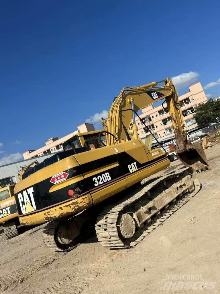 CAT 320 B L 대형 굴삭기 29톤 이상