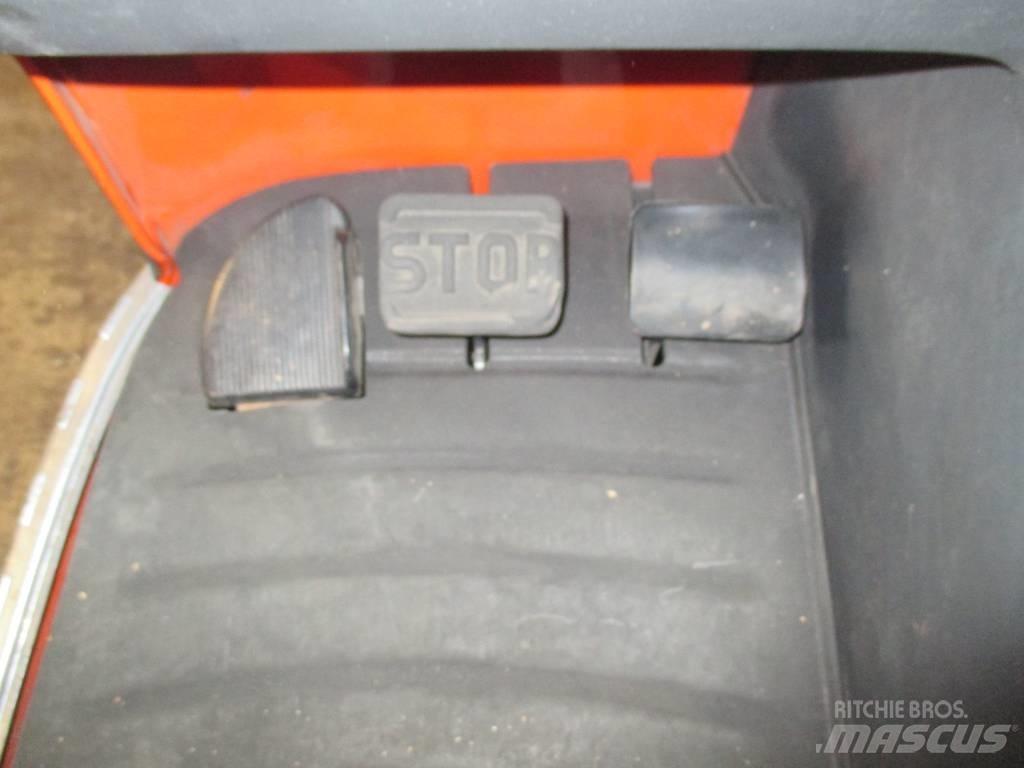 Linde R 16 HD 리치 트럭