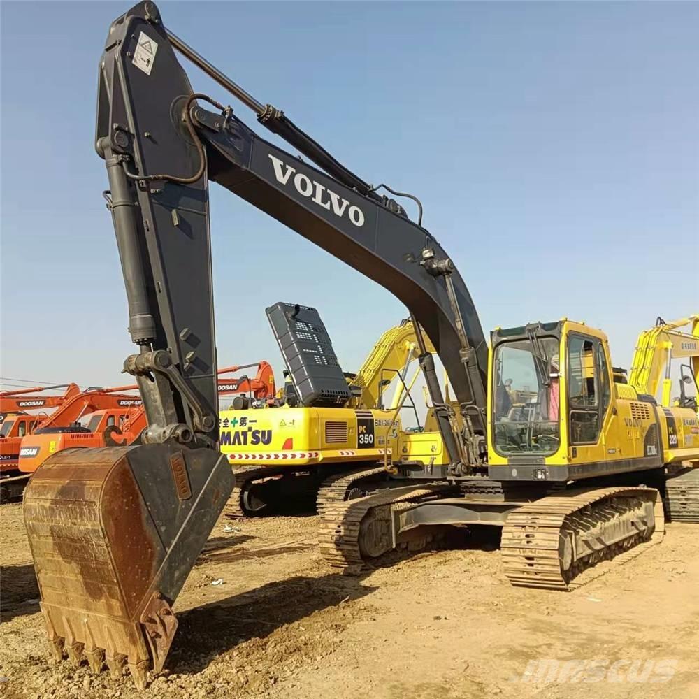 Volvo EC210B 대형 굴삭기 29톤 이상