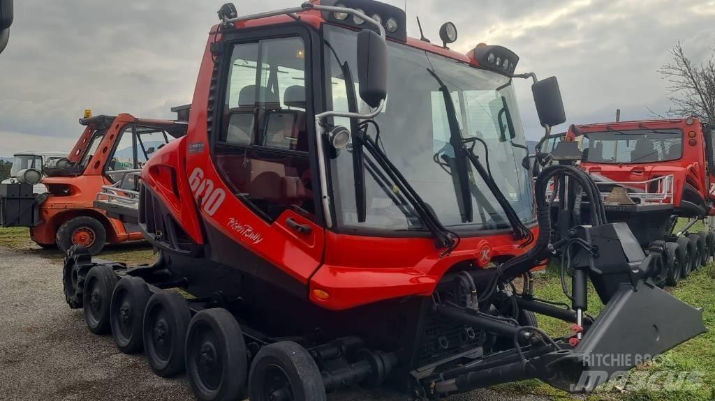  PistenBully  600 배설차
