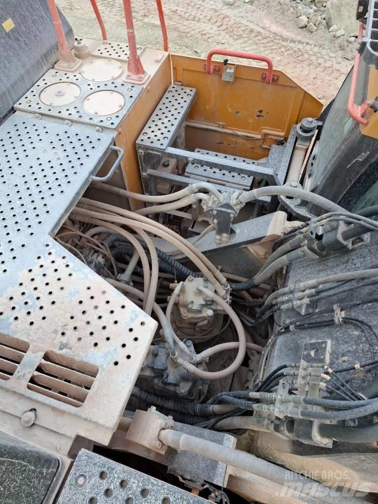 Volvo EC750EL 대형 굴삭기 29톤 이상