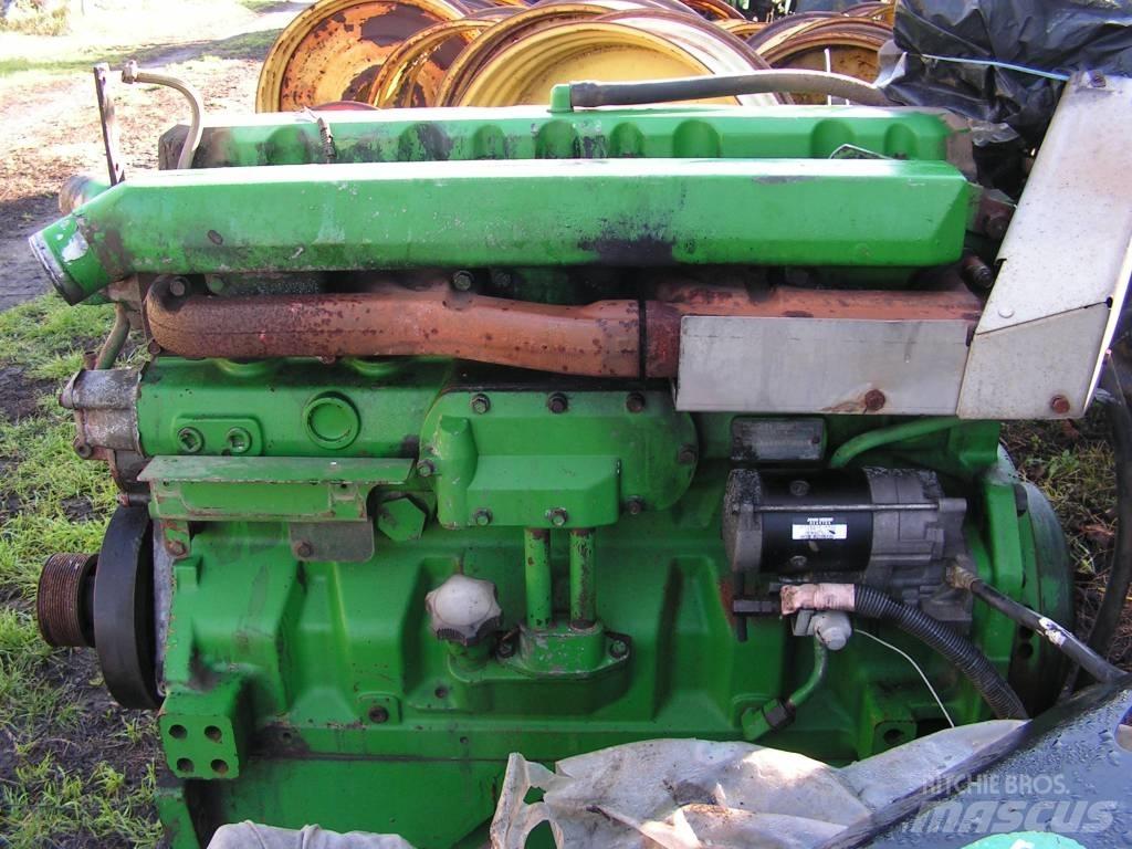 John Deere 8100 엔진