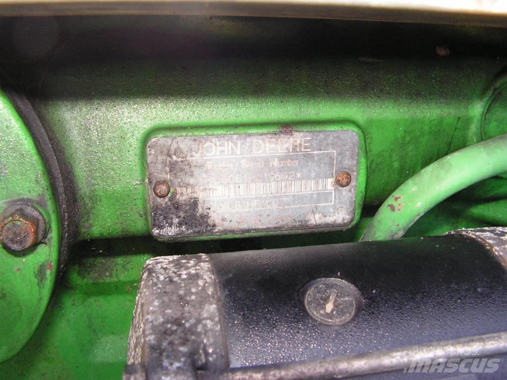 John Deere 8100 엔진