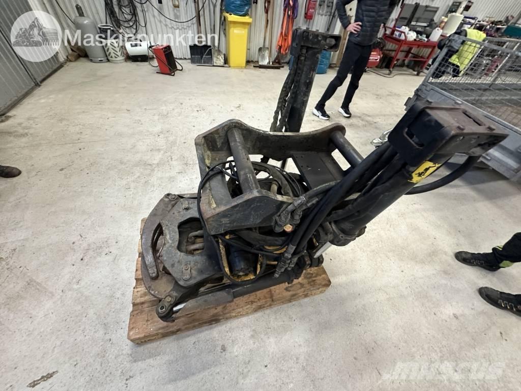 Engcon EC 226 로테이터