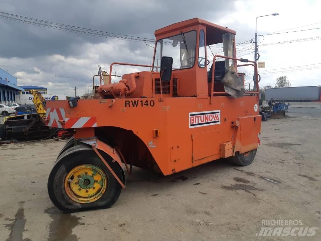 MBU RW140 공기 타이어 롤러
