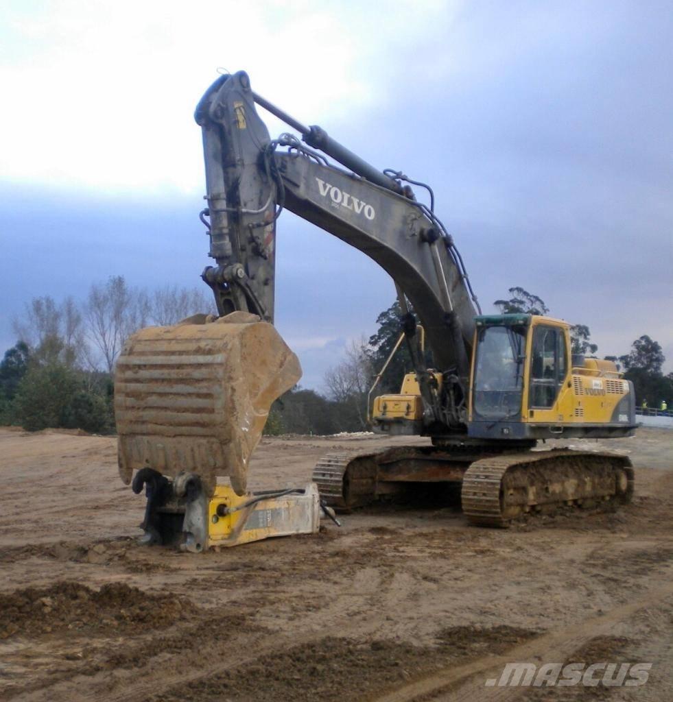Volvo EC 460 B LC 대형 굴삭기 29톤 이상
