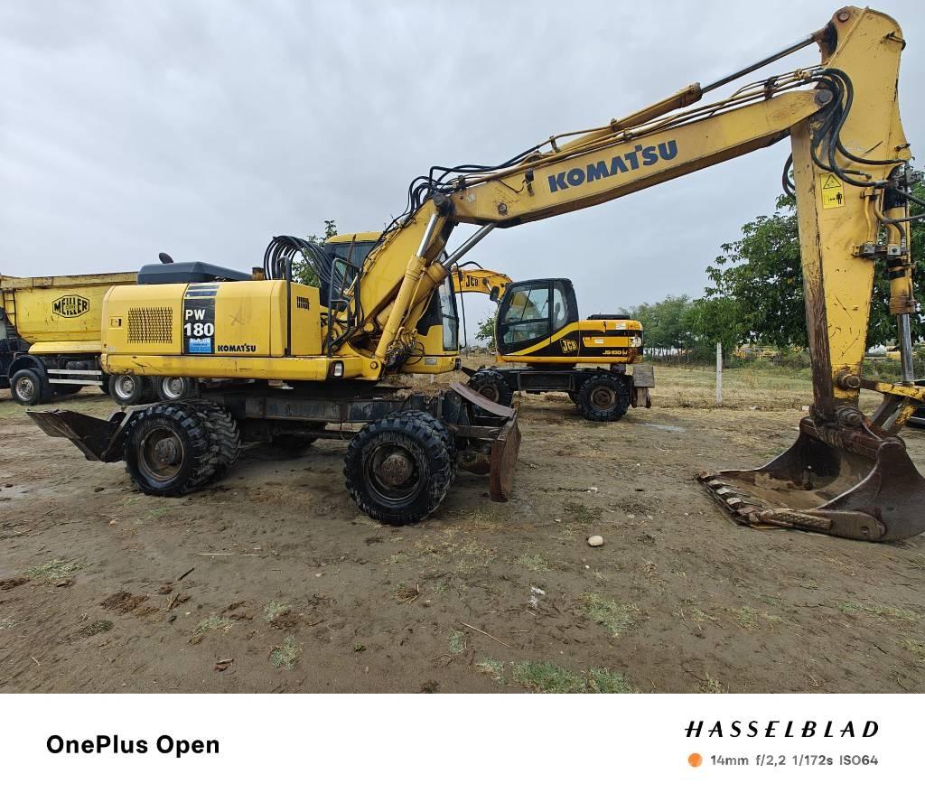 Komatsu PW 180 캐빈 및 인테리어