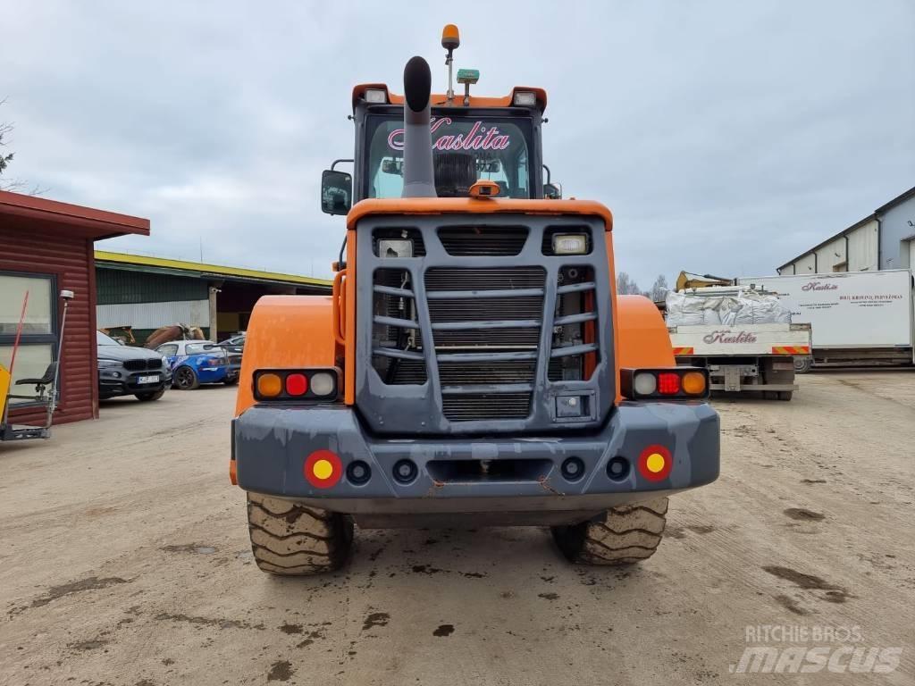 Doosan DL 200-3  휠로우더