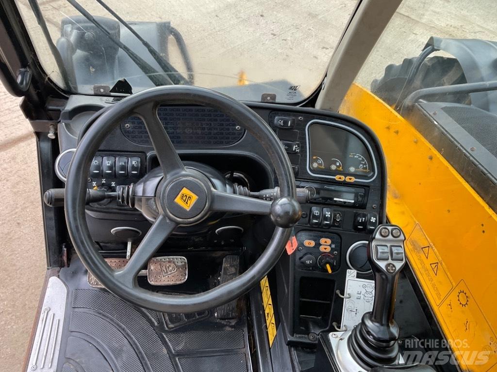 JCB 536-60 Agri Plus 농업용 텔레 핸들러