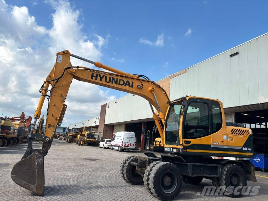 Hyundai 140W-9  휠 굴삭기