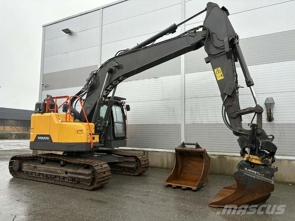 Volvo ECR235EL 특수 굴삭기