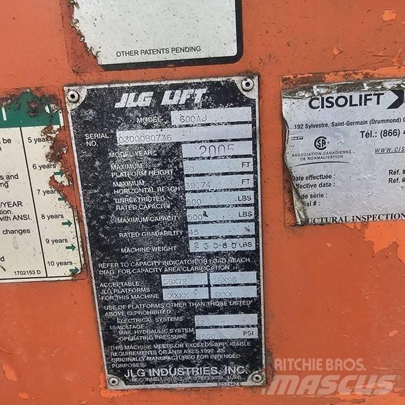 JLG 600AJ 관절형 전동이동 리프트