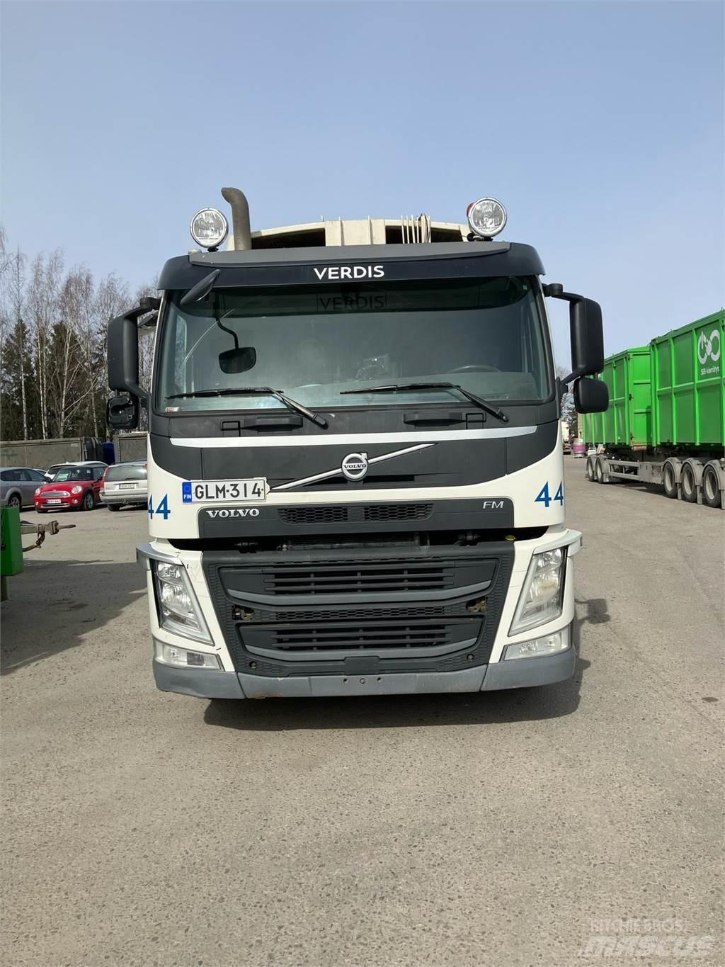 Volvo FM330 폐기물 수거 트럭