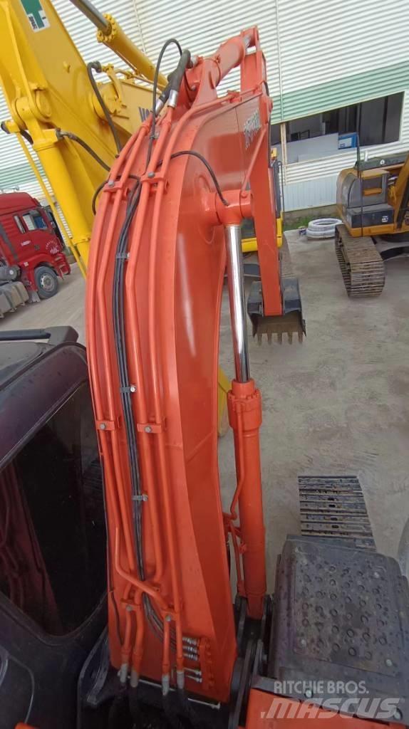 Hitachi ZX 120 대형 굴삭기 29톤 이상