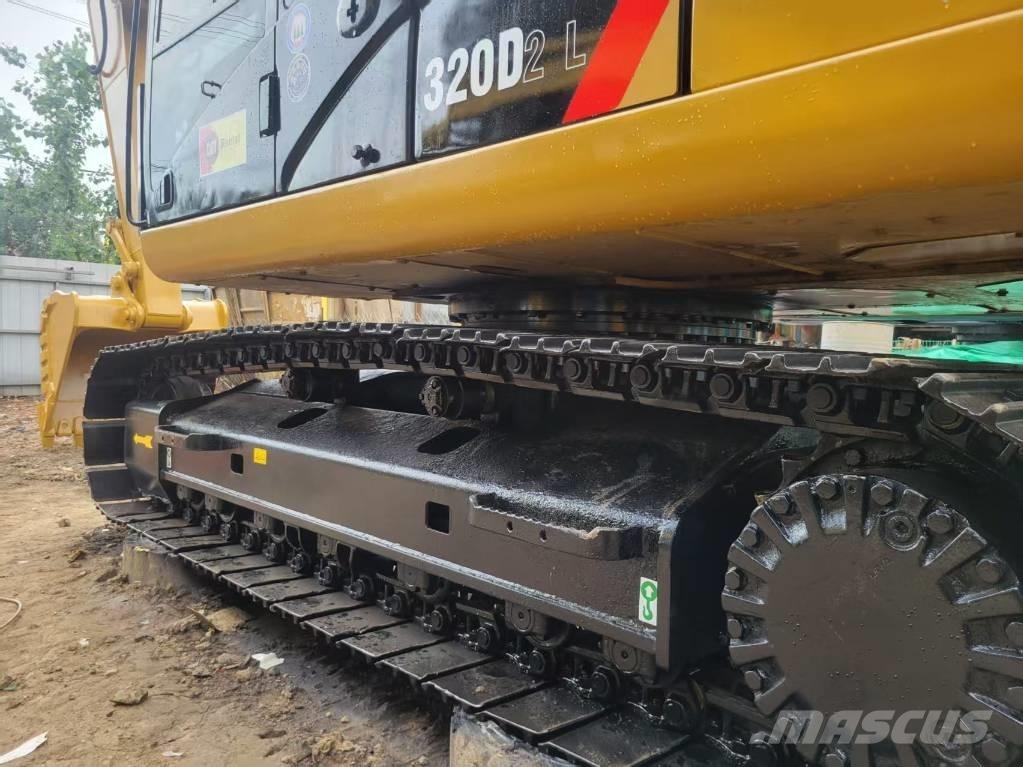 CAT 320 D L 대형 굴삭기 29톤 이상