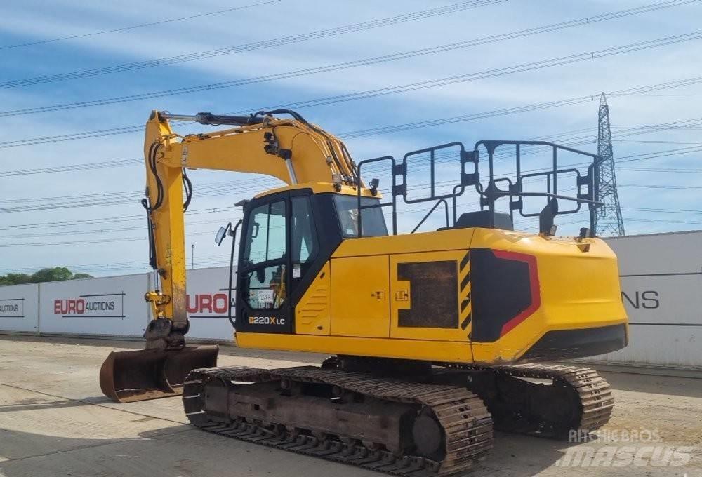 JCB 220 XL 대형 굴삭기 29톤 이상