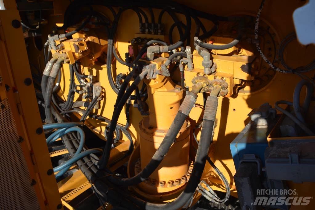 Liebherr LR 1100 트랙 크레인