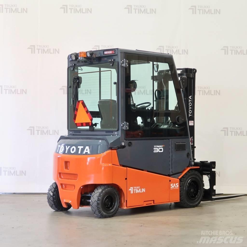 Toyota 8FBMT30 전동 지게차