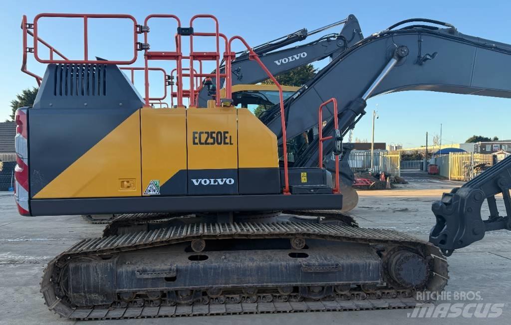 Volvo EC 250 EL 대형 굴삭기 29톤 이상