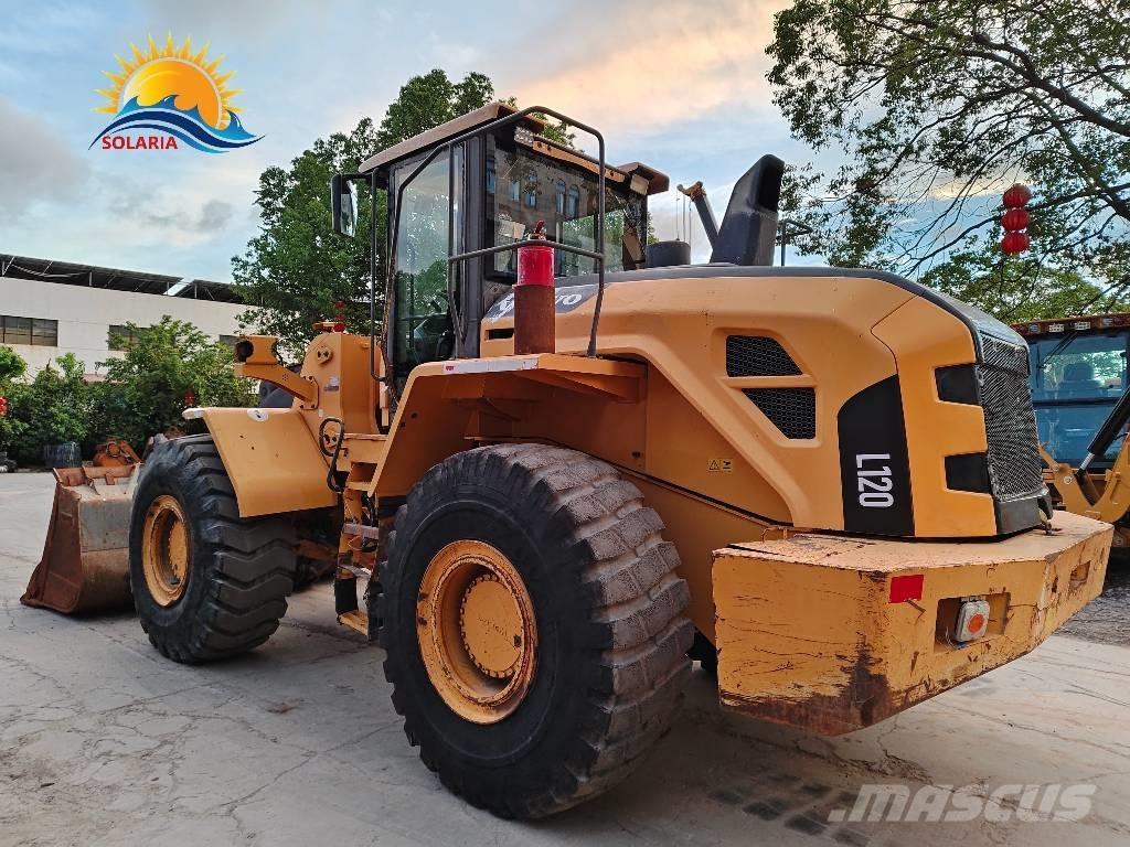 Volvo L 120  휠로우더