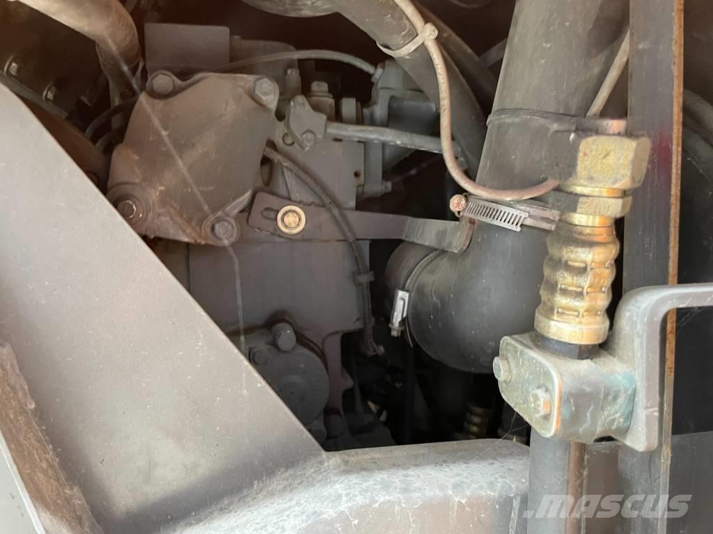 ABG TITAN 2820 아스팔트 포장장비