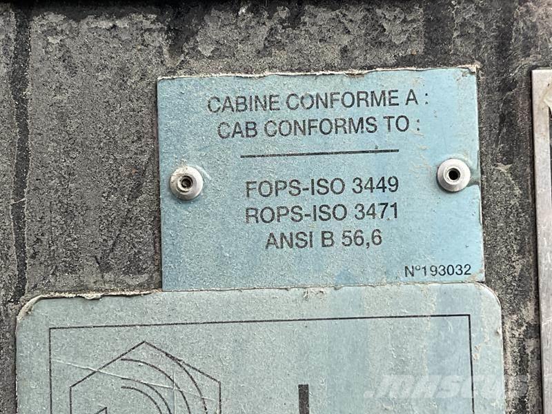 Manitou MT 420 H 텔러 핸들러