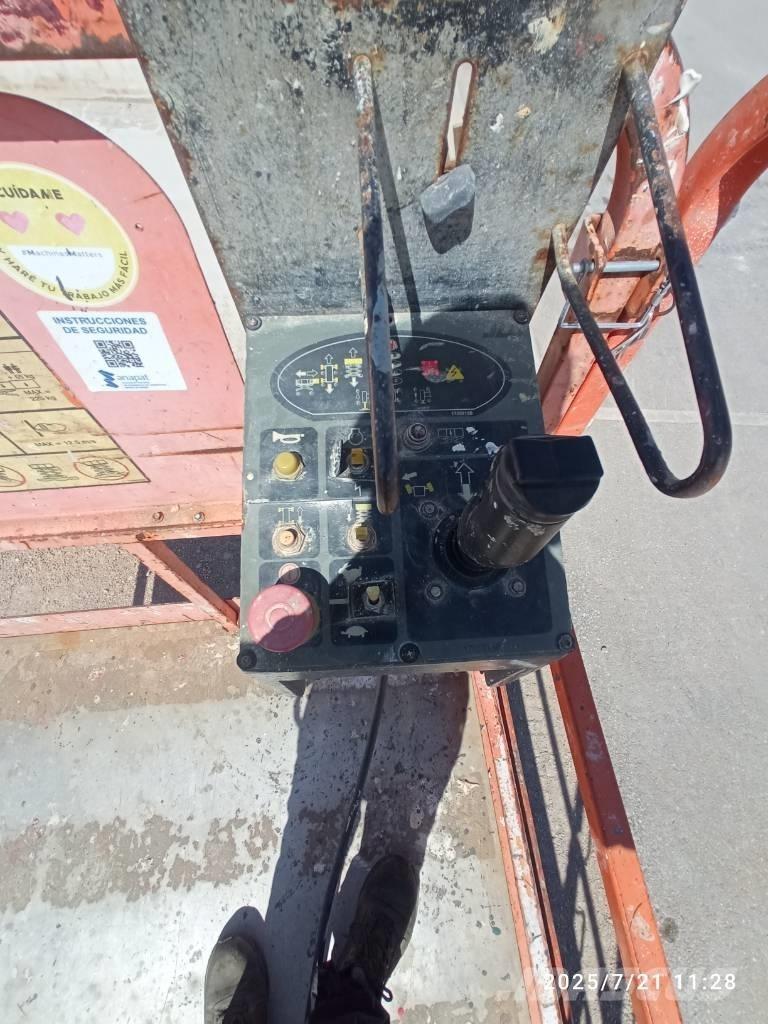 JLG 3394 RT 가위형 리프트