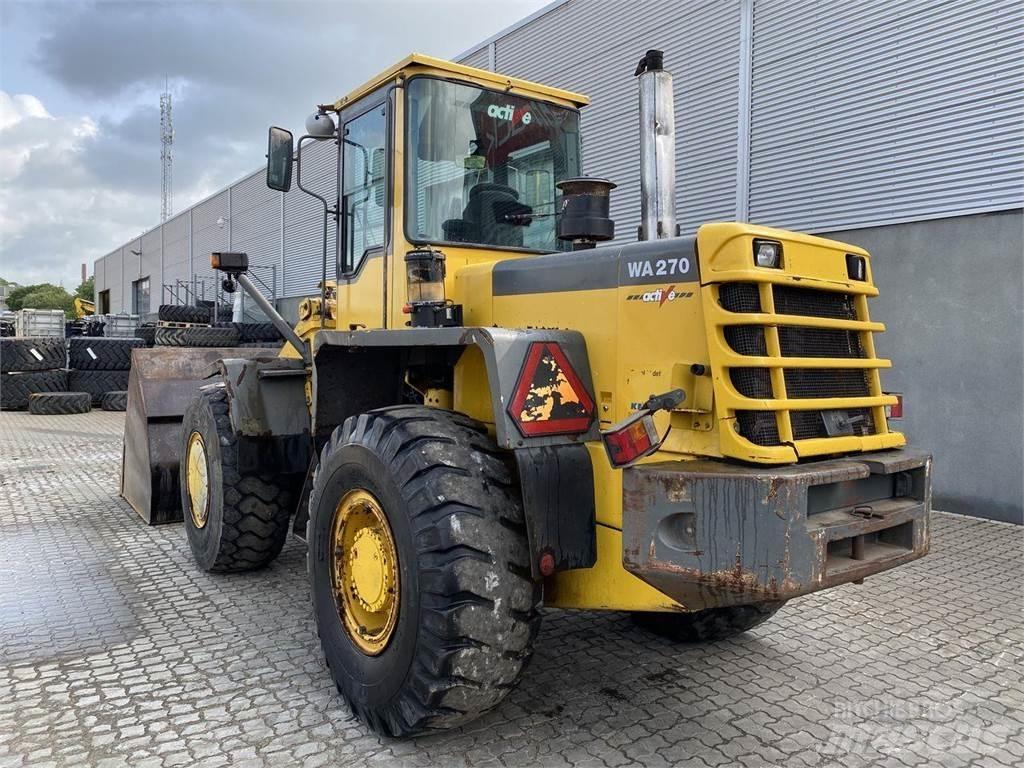 Komatsu WA270-3  휠로우더