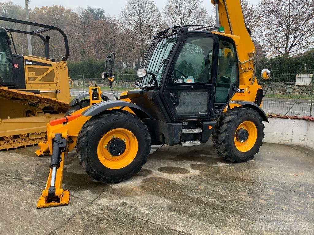 JCB 540-140 텔러 핸들러