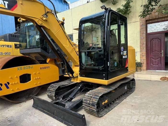 CAT 305.5 E CR 소형 굴삭기 7톤 미만