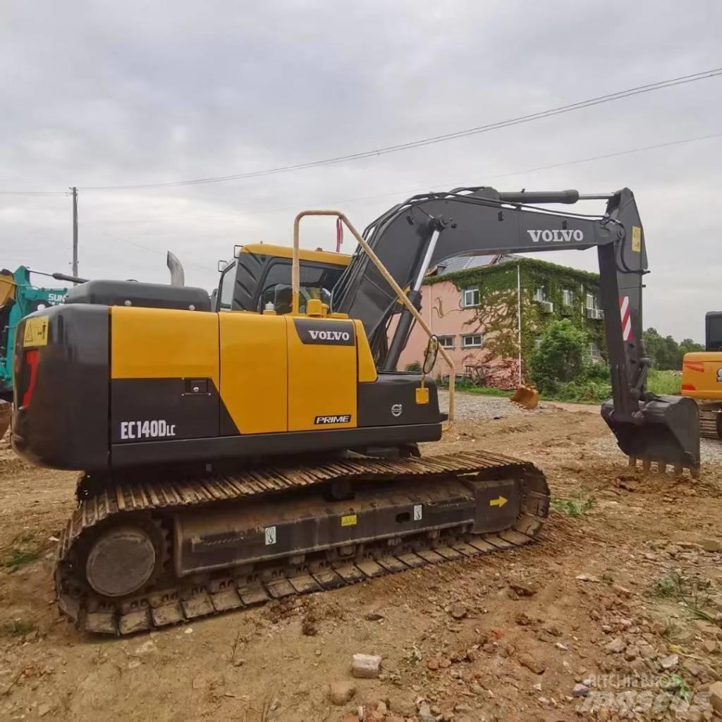 Volvo EC 140 DL 중형굴삭기 7톤-28톤
