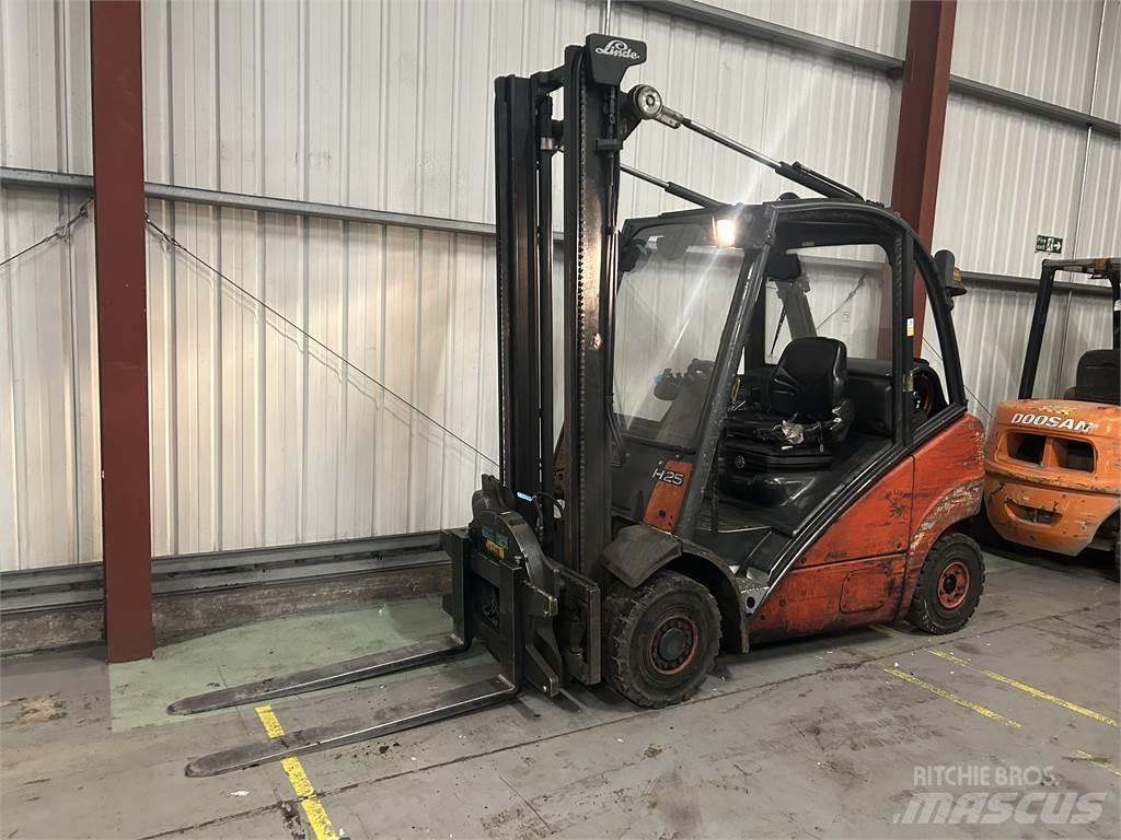 Linde H25T LPG 지게차