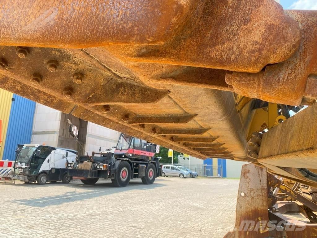 CAT D6T NVT 크롤러 도저