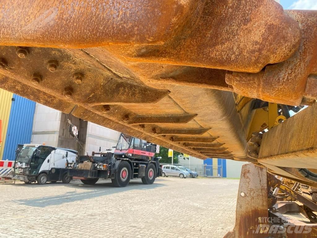 CAT D6T NVT 크롤러 도저