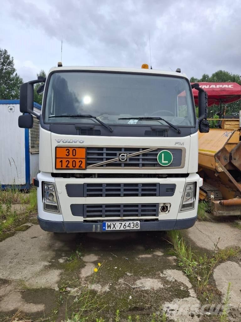  Volvo/Stokota FM/CS 탱커 트럭