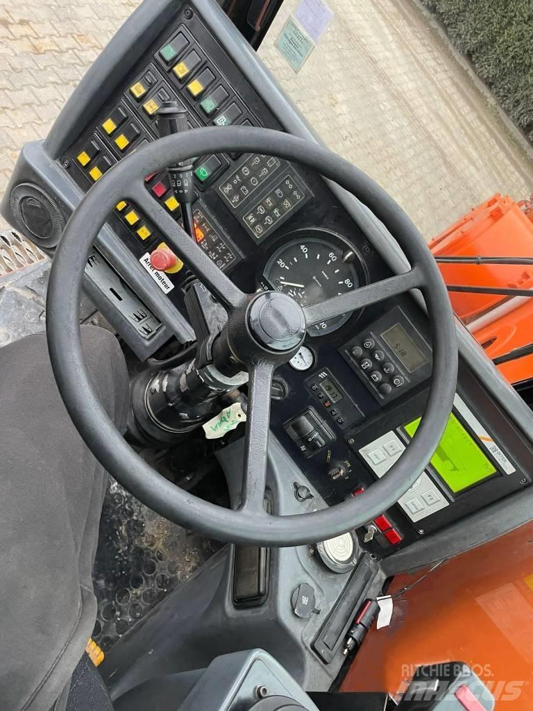 Demag AC 40-1 City A/T 크레인